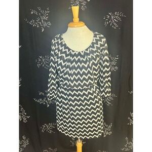City Triangles Black White Chevron Zig Zag Metallic Mini Dress 3/4 Sleeve Small